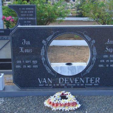 DEVENTER Jan Louis, van 1920-1995 &amp; Anna Sophia KUHN 1922-2003