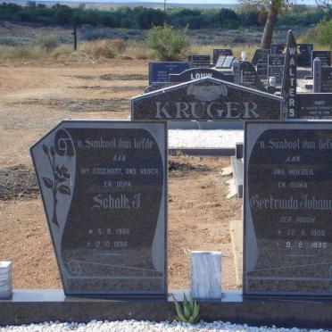 KRUGER Schalk J. 1906-1986 &amp; Gertruida Johanna HOUGH 1909-1993