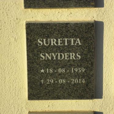 SNYDERS Suretta 1959-2014