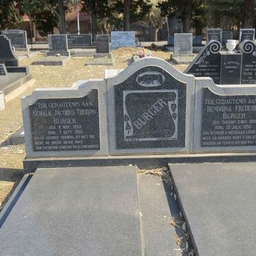 BURGER Schalk Jacobus Theron 1892-1960 &amp; Hendrina Frederika THERON 1895-1956