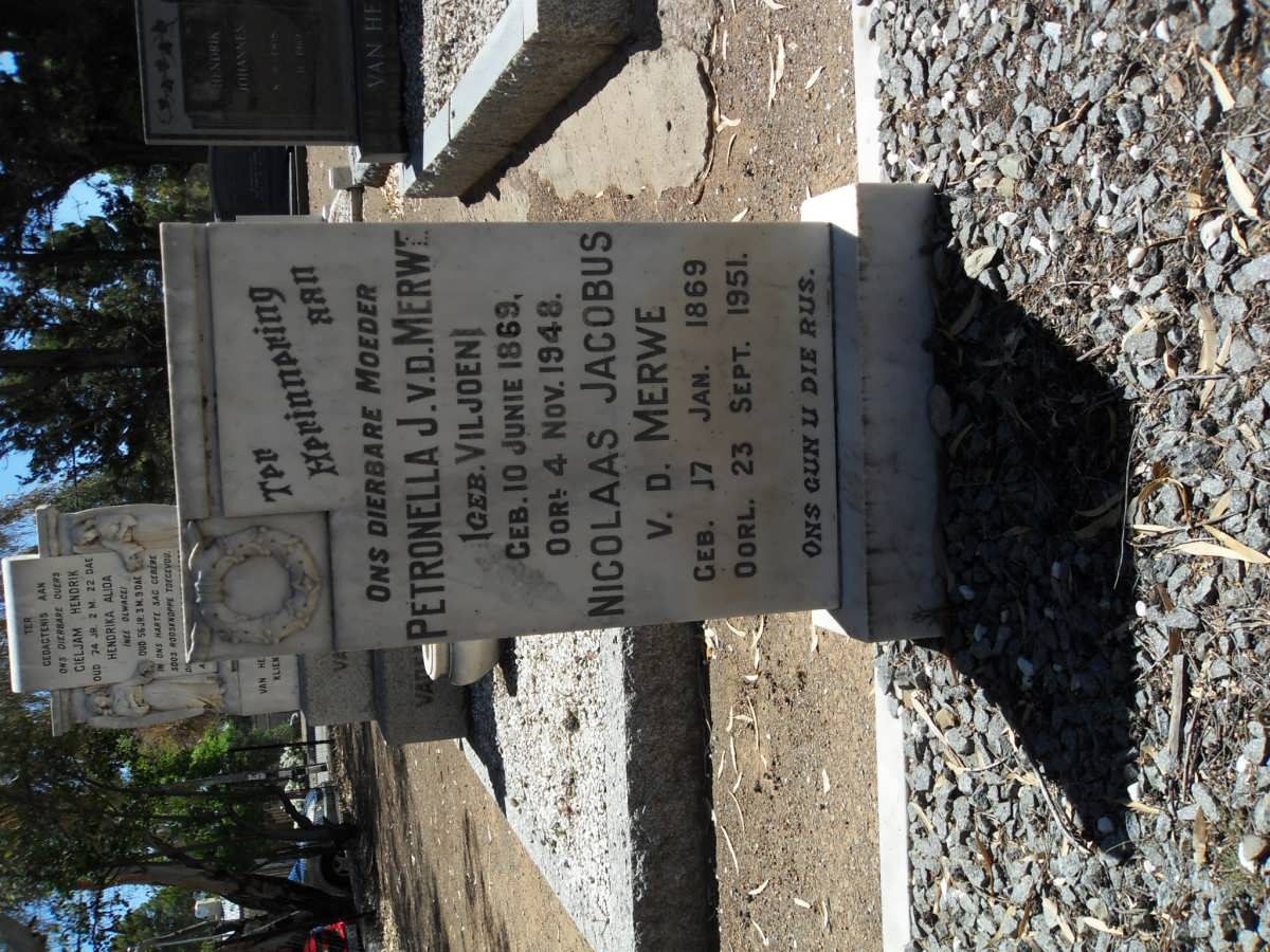 MERWE Nicolaas Jacobus, v.d. 1869-1951 & Petronella J. VILJOEN 1869-1948