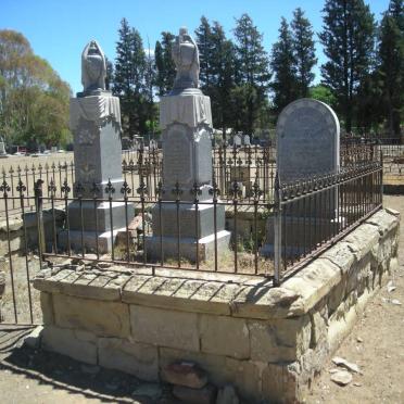 VILJOEN