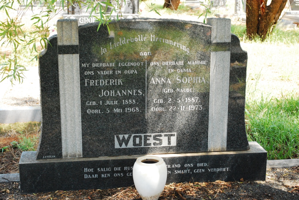 WOEST Frederik Johannes 1888-1968 & Anna Sophia NAUDE 1887-1973
