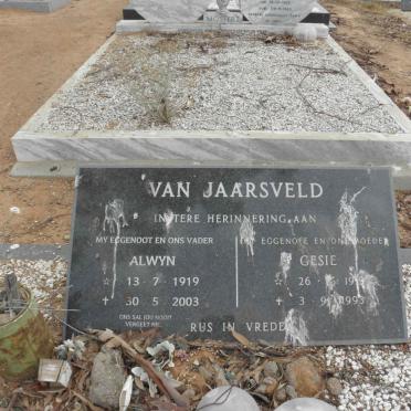 JAARSVELD Alwyn, van 1919-2003 &amp; Gesie 1919-1993