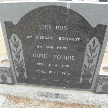 KOTZE Jopie Fourie 1919-1973