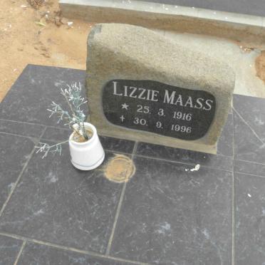 MAASS Lizzie 1916-1996