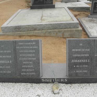 SNYDERS Johannes J. 1936-1983 &amp; Cornelia P. 1945-1983
