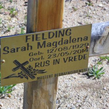 FIELDING Sarah Magdalena 1929-2014