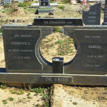 VRIES Samuel, de 1913-1987 &amp; Florence E. KARSTEN 1924-