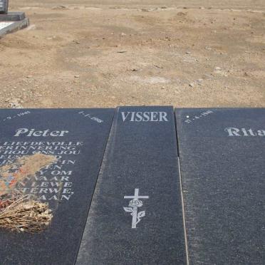 VISSER Pieter 1941-1998 &amp; Rita 1941-