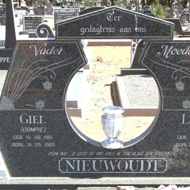 NIEWOUDT Giel 1915-1985 &amp; Lena 1917-1996