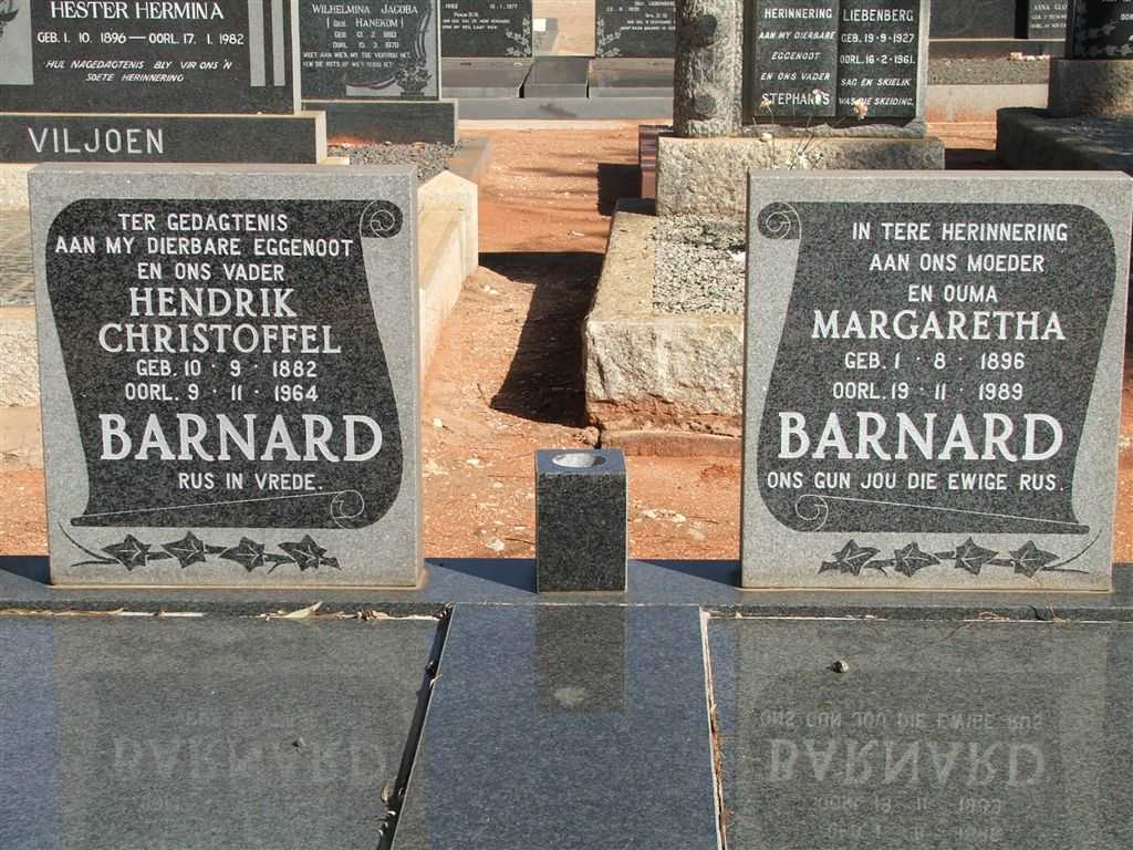 BARNARD Hendrik Christoffel 1882-1964 & Margaretha 1896-1989