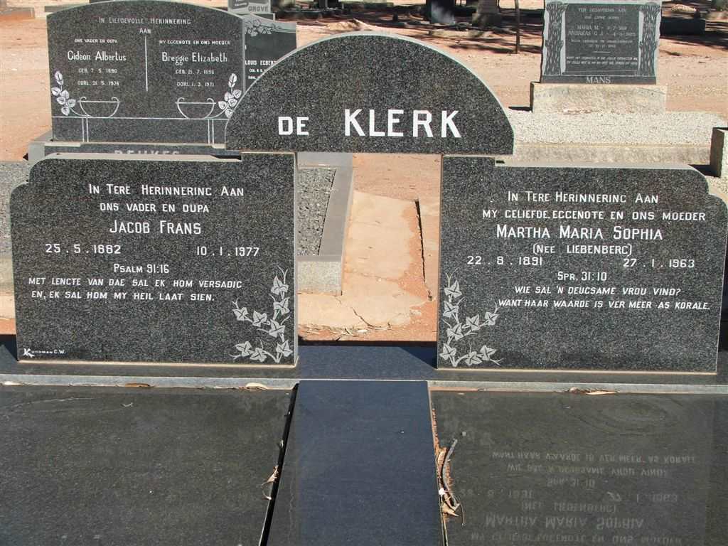 KLERK Jacob Frans, de 1882-1977 & Martha Maria Sophia LIEBENBERG 1891-1963