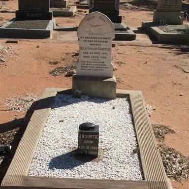 SURTIE Beatrice 1916-1952 :: SURTIE J.H. 1940-2000