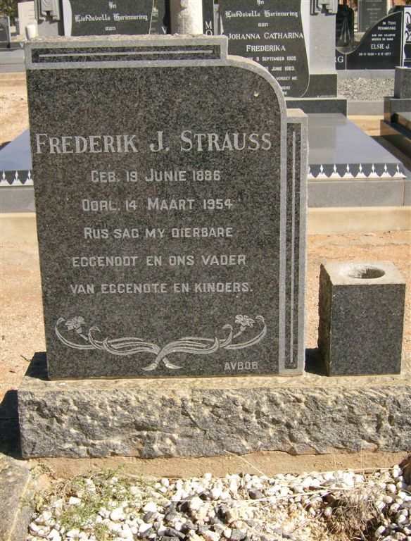 STRAUSS Frederik J. 1886-1954