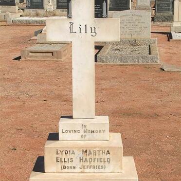 HADFIELD Lydia Martha Ellis nee JEFFRIES -1942