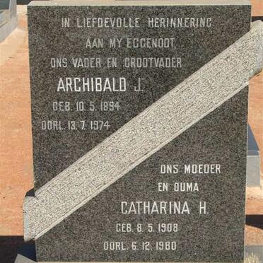 KENNEDY Archibald J. 1894-1974 &amp; Catharina H. 1908-1980
