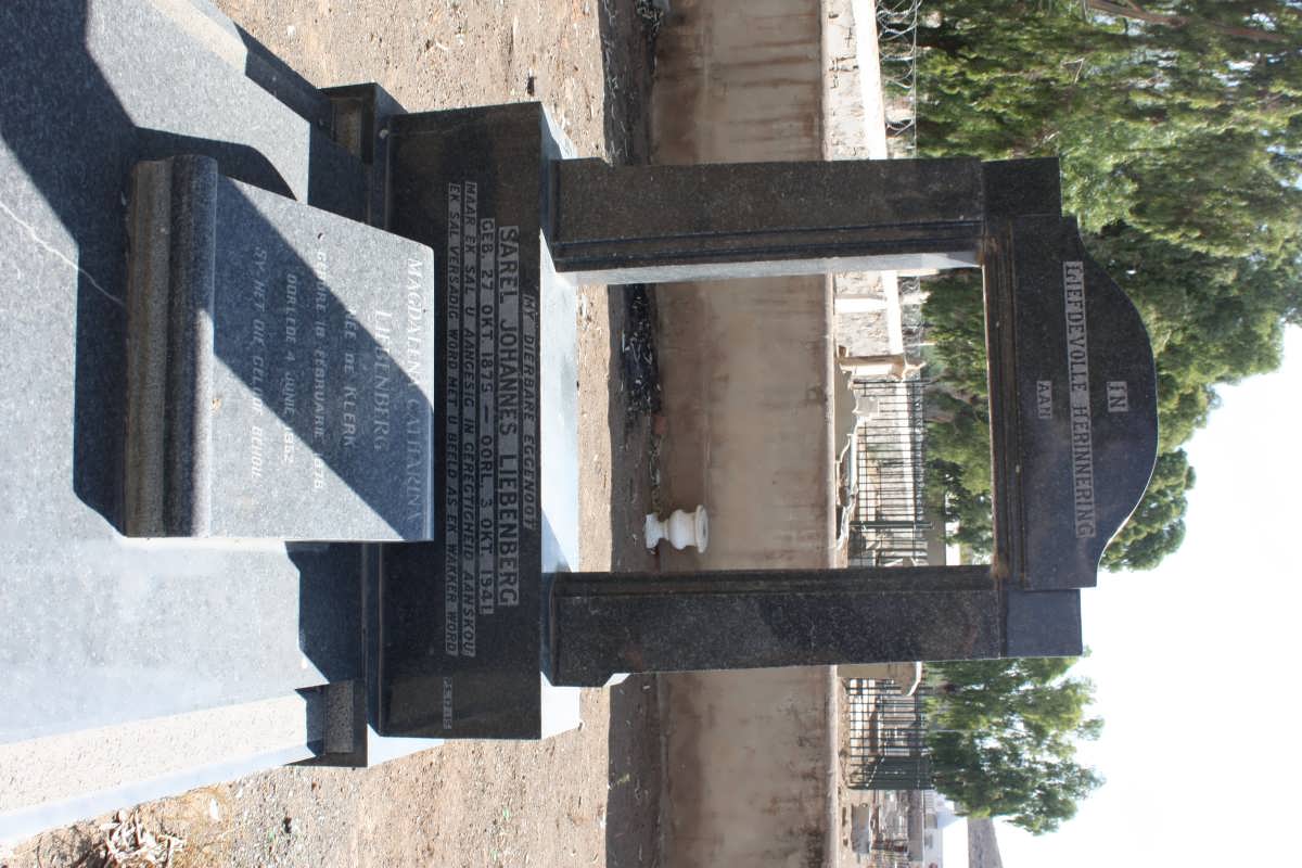 LIEBENBERG Sarel Johannes 1875-1941 & Magdalena Catharina DE KLERK 1876-1952