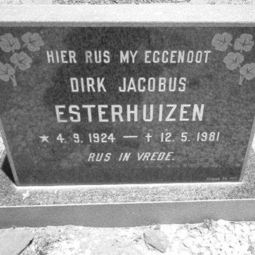 ESTERHUIZEN Dirk Jacobus 1924-1981
