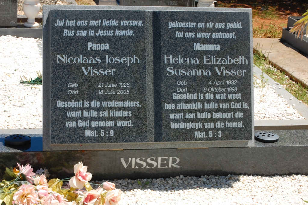 VISSER Nicolaas Joseph 1926-2005 & Helena Elizabeth Susanna 1932-1998