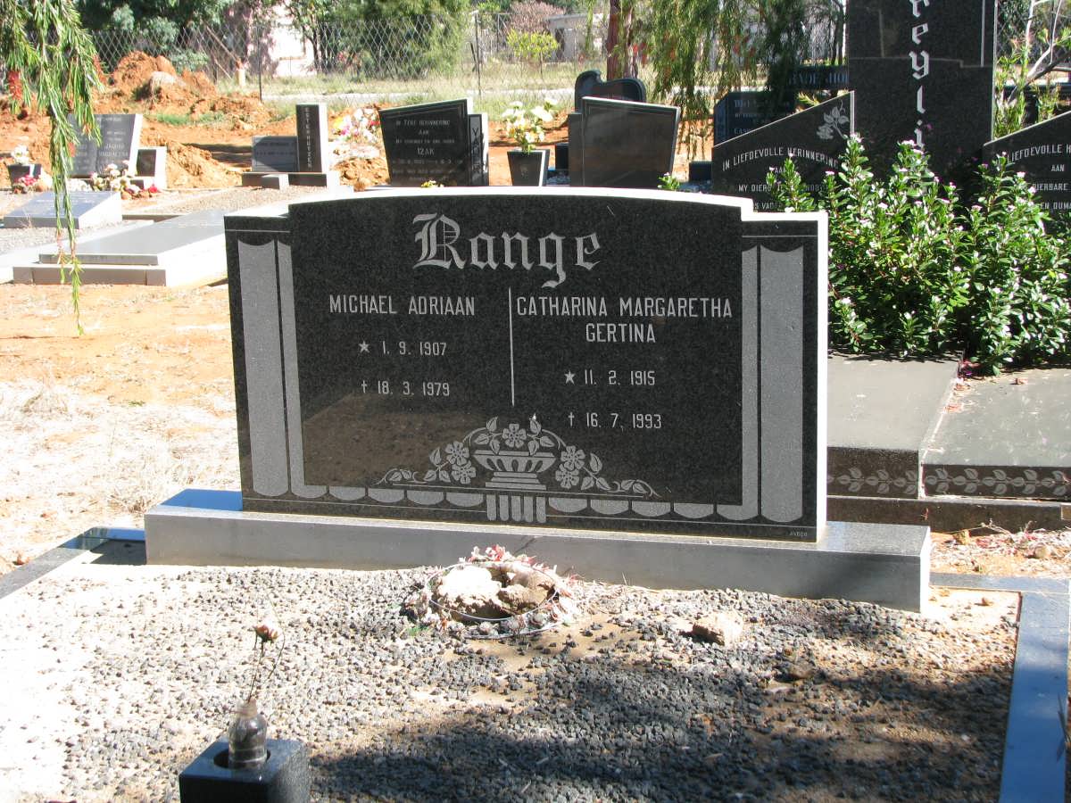RANGE Michael Adriaan 1907-1979 & Catharina Margaretha Gertina 1915-1993