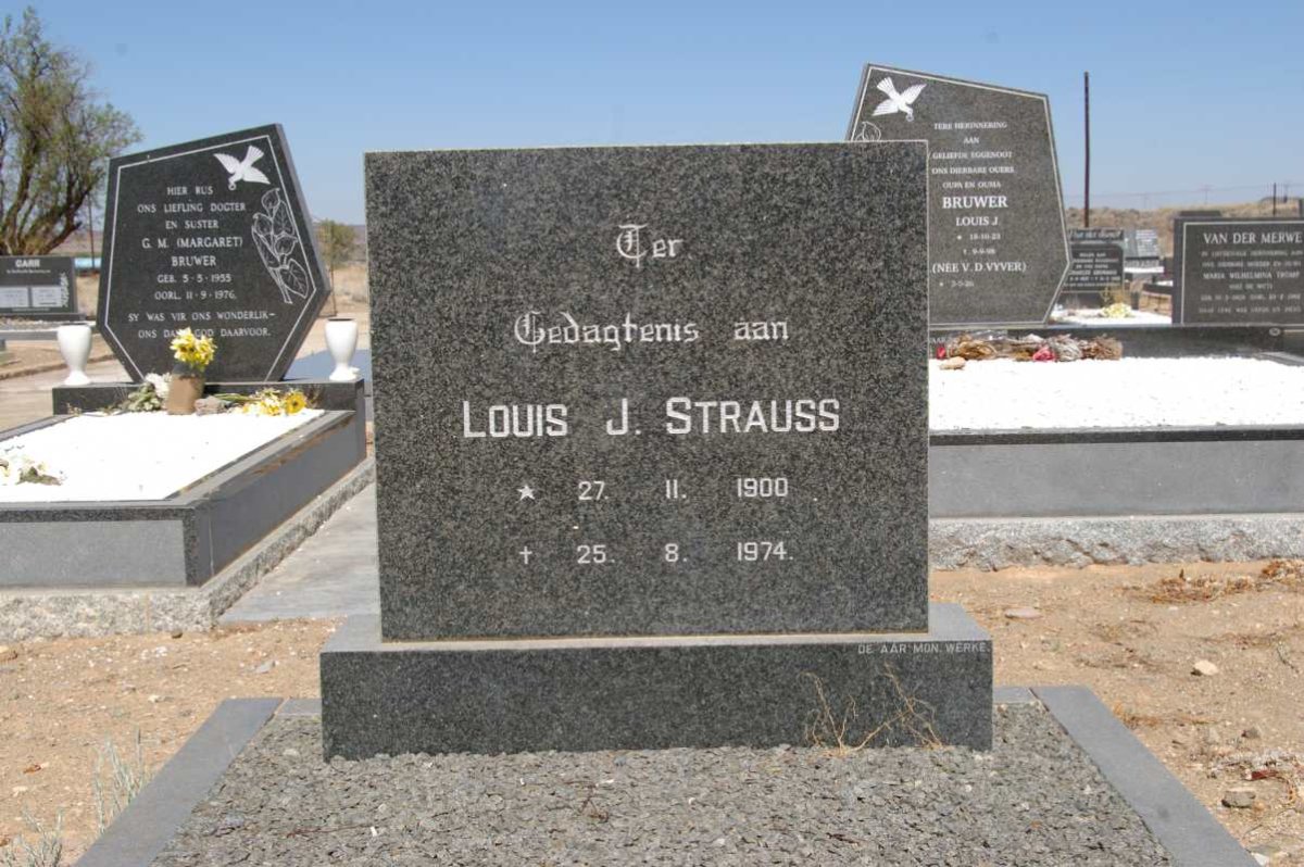 STRAUSS Louis J. 1900-1974