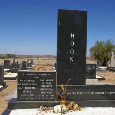 HOON Jan Hendrik Petrus 1921-1982 &amp; Elizabeth Gertruida BRUWER 1926-2000