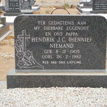 N - Surnames :: Vanne - N