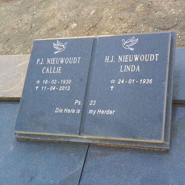 NIEUWOUDT P.J. 1930-2013 &amp; H.J. 1936-
