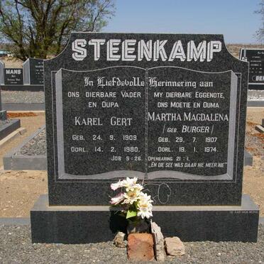 STEENKAMP Karel Gert 1908-1980 &amp; Martha Magdalena BURGER 1907-1974