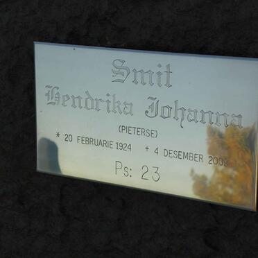 SMIT Hendrika Johanna nee PIETERSE 1924-2009