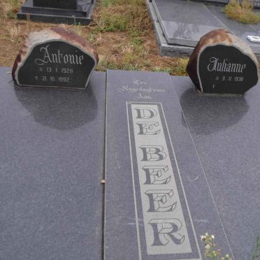 BEER Antonie, de 1928-1992 &amp; Julianne 1936-