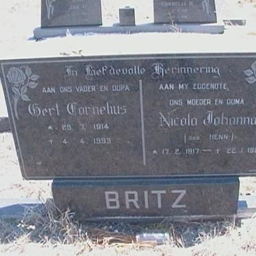 BRITZ Gert Cornelius 1914-1993 &amp; Nicola Johanna HENN 1917-1982