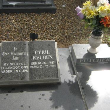 FUTCHER Cyril Reuben 1937-1999 &amp; Anna Wilhelmina 1945-