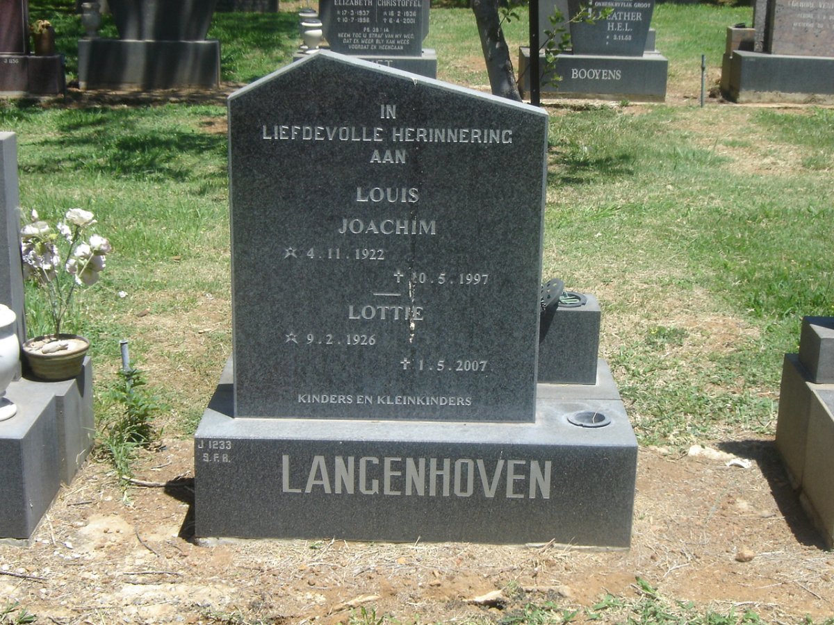 LANGENHOVEN Louis Joachim 1922-1997 & Lottie 1926-2007