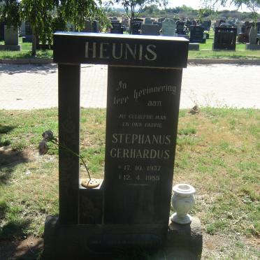 HEUNIS Stephanus Gerhardus 1937-1985