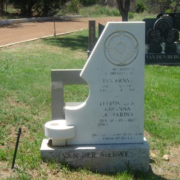 MERWE Jan Ernst, van der  -1997 &amp;  Petronella Johanna Catharina 1913-