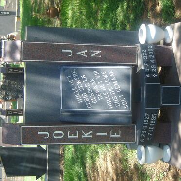 ODENDAAL Jan 1922-2003 &amp; Joekie 1927-1995