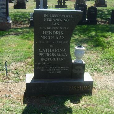 RENSBURG Hendrik Nicolaas, Janse van 1911-1988 &amp; Catharina Petronella POTGIETER 1917-