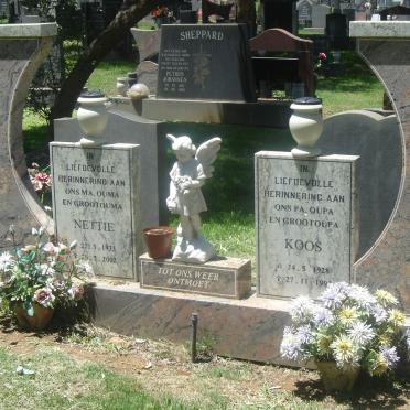 SNYMAN Koos 1928-199? &amp; Nettie 1933-2002