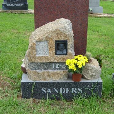 SANDERS Hens 1937-2007
