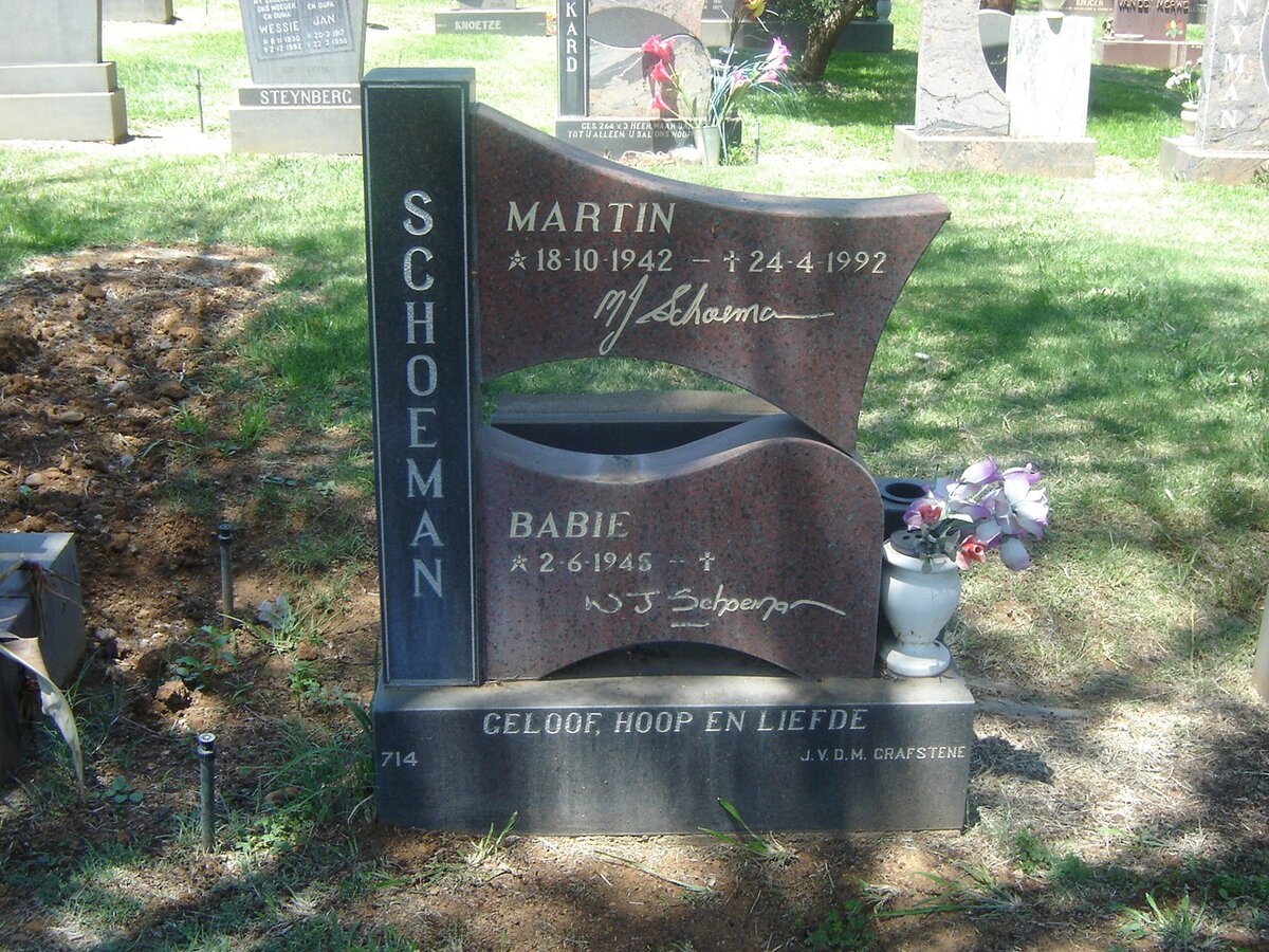 SCHOEMAN M.J. 1942-1992 & W.J. 1945-