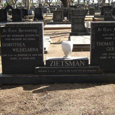 ZIETSMAN Thomas Gerhardus 1910-1983 & Dorothea Wilhelmina VAN DE RHEEDE 1918-1978