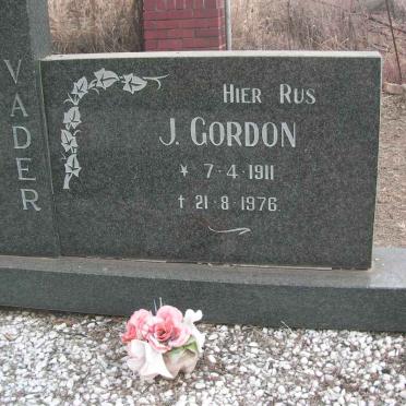 GORDON J. 1911-1976