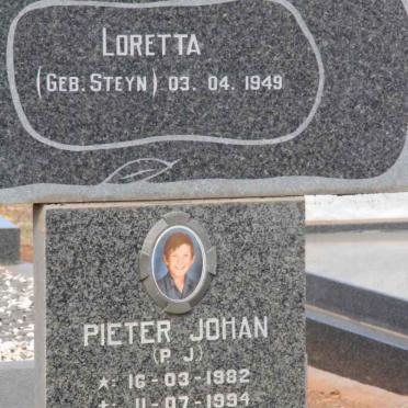 SMITH Loretta nee STEYN 1949- :: SMITH Pieter Johan 1982-1994