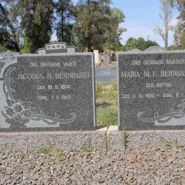 BERNHARDT Jacobus H. 1874-1943 &amp; Maria M.E. BOTHA 1880-1968