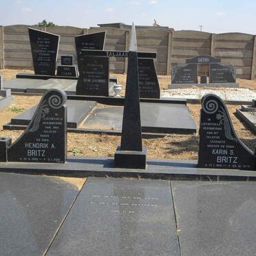 BRITZ Hendrik A. 1908-2001 &amp; Karin S. 1910-1979