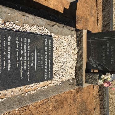 WESTHUIZEN Barend J., van der 1906-1967 &amp; Magaretha Magdalena 1920-2011