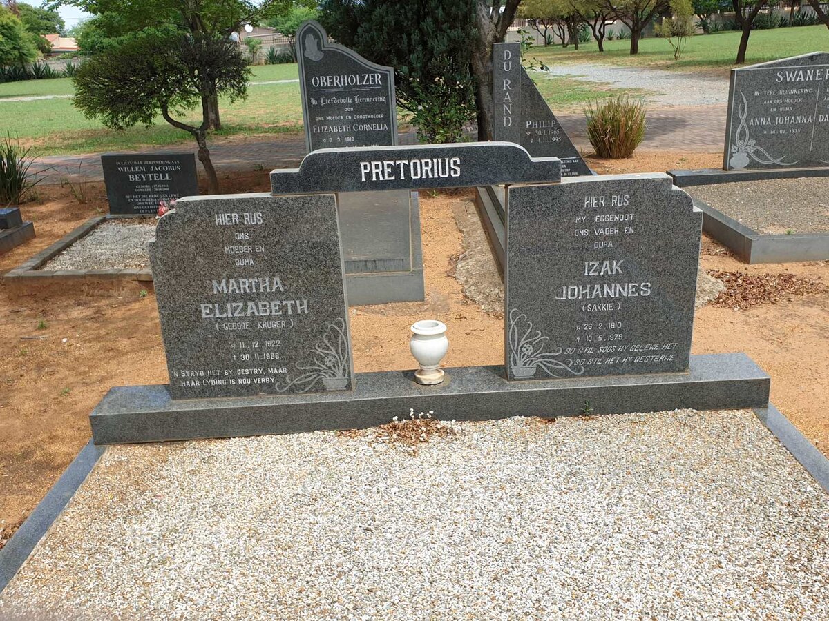 PRETORIUS Izak Johannes 1910-1979 &amp; Martha Elizabeth KRUGER 1922-1988