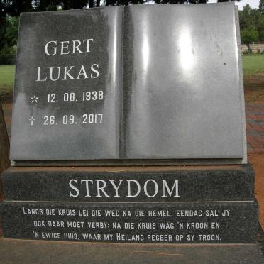 STRYDOM Gert Lukas 1938-2017